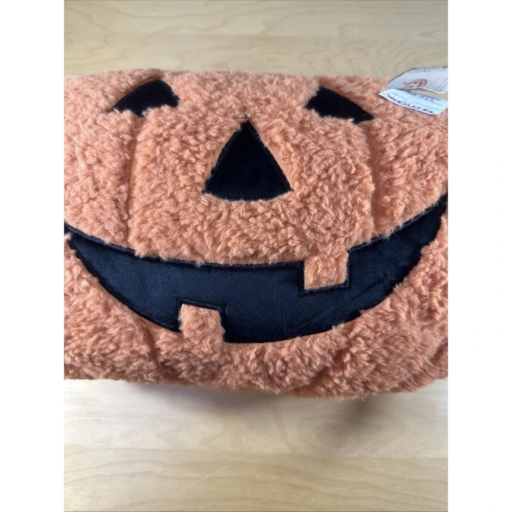 Hallow Home what it